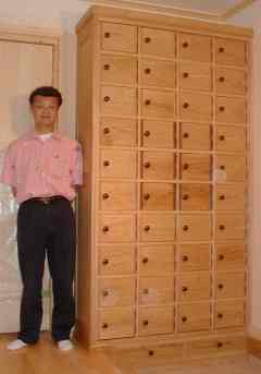 多収納下駄箱の写真